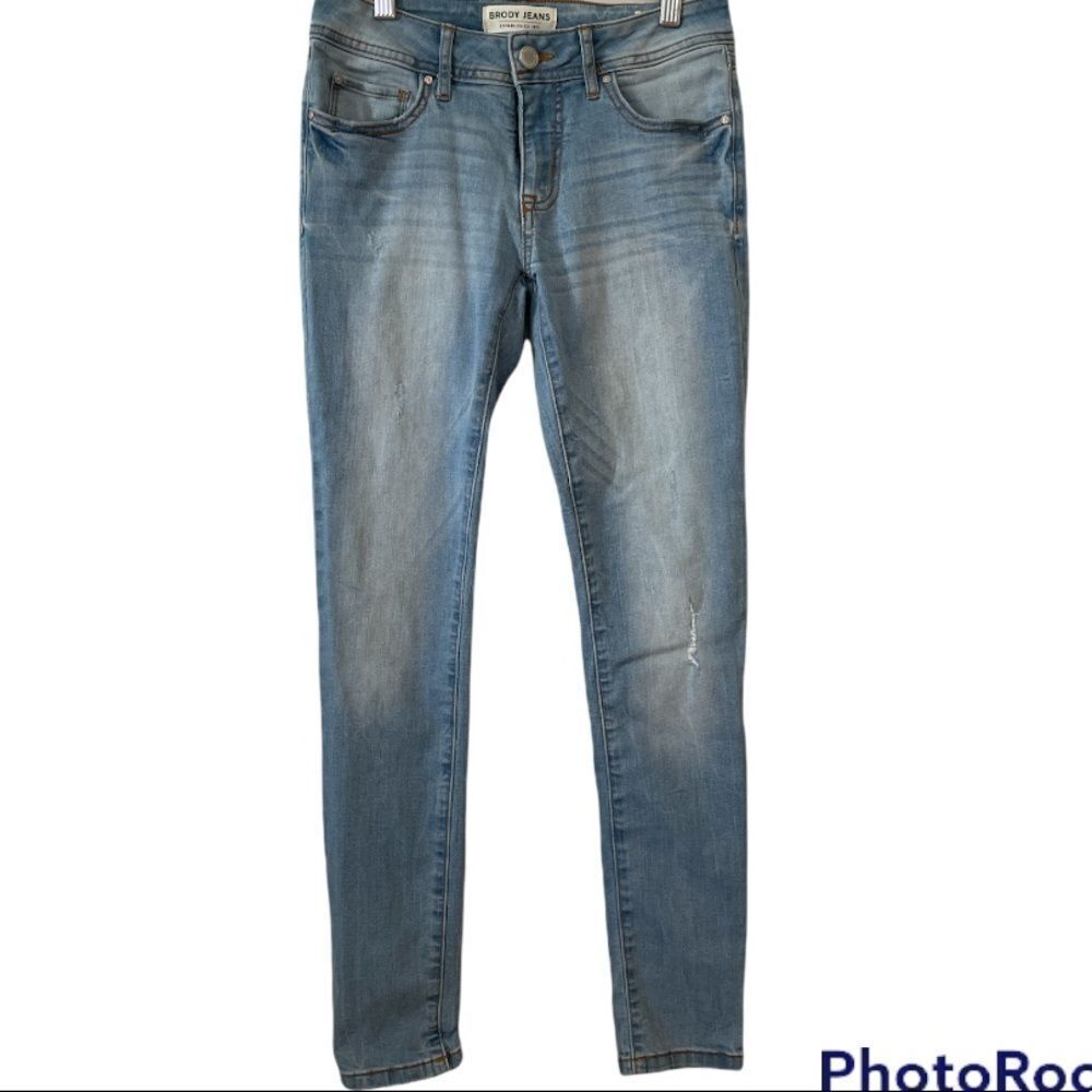 𝅺Brody Jeans Skinny Ankle Size 25 Light Distress